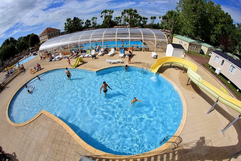 camping piscine