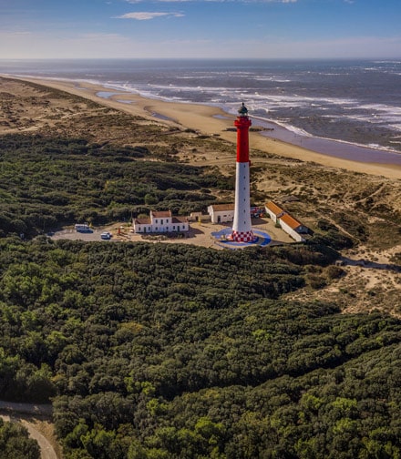 Tourisme au phare de Coubre